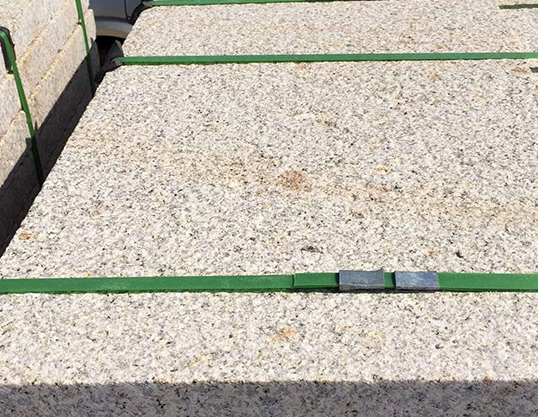 黄锈石花岗岩