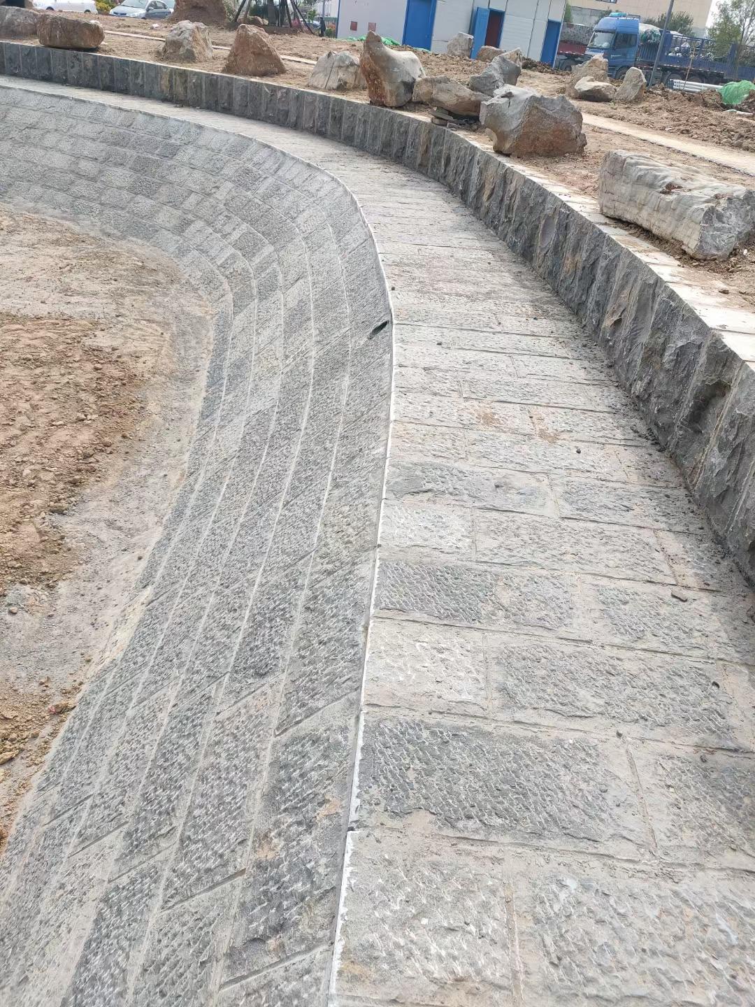 青石板护坡石(图1) 30.jpeg