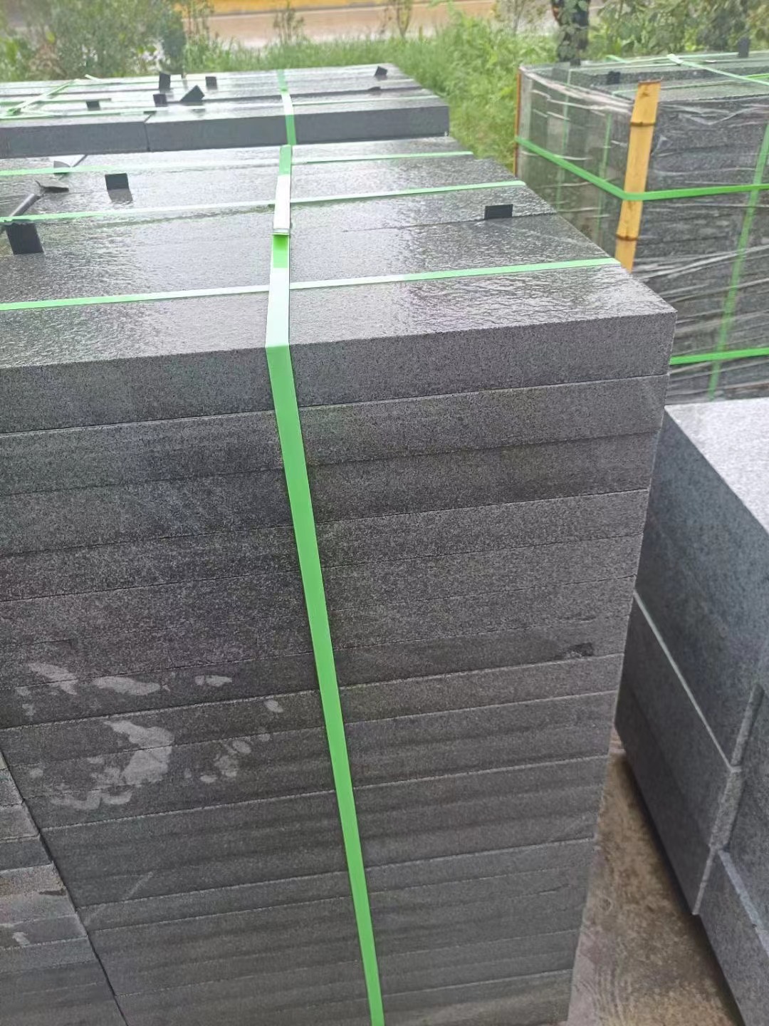 石板材 山东芝麻白(图1)