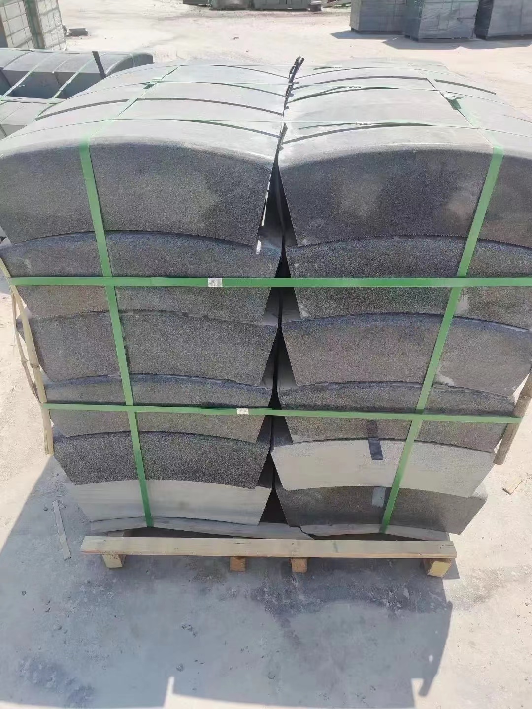 四川芝麻黑花岗石(图1) 四川芝麻黑花岗石(图1)