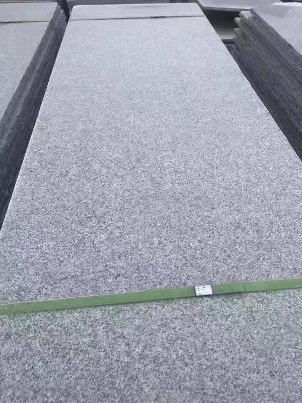 芝麻白路侧石(图1)