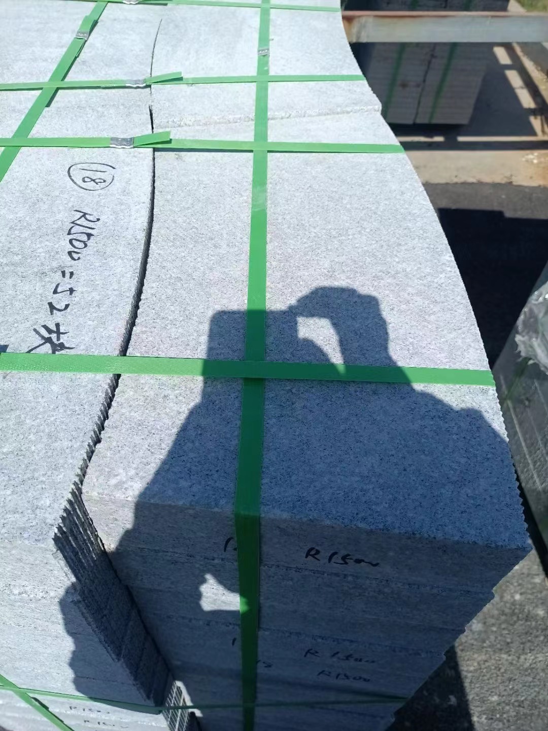 芝麻灰和芝麻白(图1)